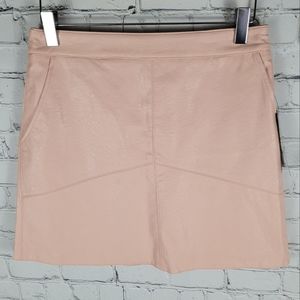 LULU'S | faux/ vegan leather lined mini skirt